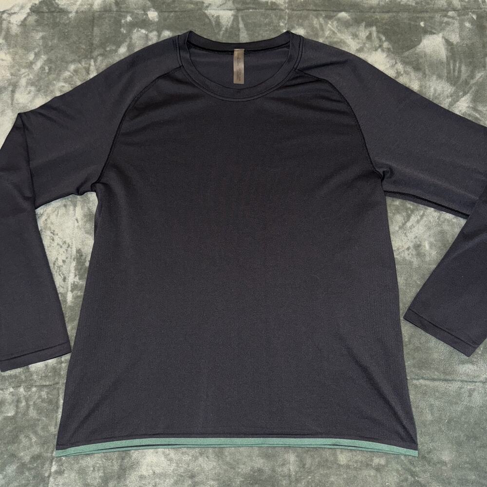 Outdoor Voices Thermal Shirt Mens Large Black Nylon Stretch Performance Pullover